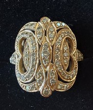 Antiker Brillantring in 750 Gelbgold mit insgesamt 63 Brillanten von 0,32 Carat.