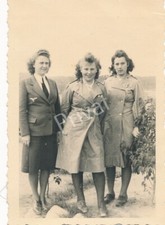 Foto Kriegsmarine Marinehelferinnen Gotenhafen Pommern M1.73