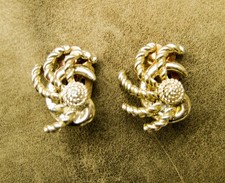 Ohrclips ~Sonnenwirbel, Metall