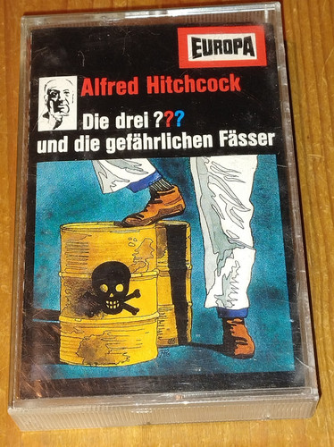 Die drei und - ???,