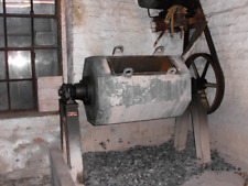 Rollfass Trommel Stahl Oberflächenbearbeitung Gestell Motor gleitschleifen antik