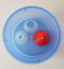 Haushalt / Küche: Kunststoff-Schüssel mit Tchibo Gemüse Spiralschneider