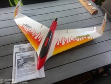 Modellflugzeug Thunder Tiger Velocity gebraucht ohne Quarz und Fernsteuerung