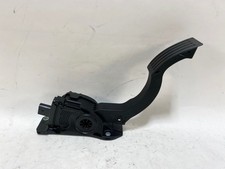 15-18 FORD FOCUS THROTTLE GAS