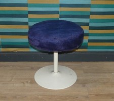 70er Jahre Tulpenfuß Hocker