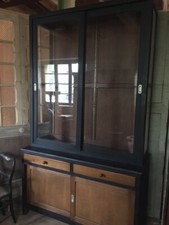 anrichte Ladeneinrichtung