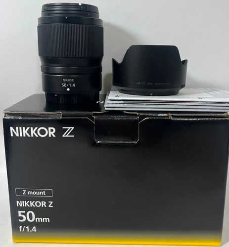 Nikon nikkor 50mm - f/1.4, z