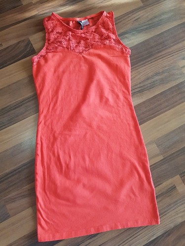 Kleid mit spitze - mit, rot