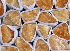 Orangencalcit, Rohsteine