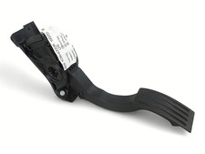 Ford Focus III DYB Gaspedal