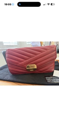 Chanel gabrielle chevron - chanel,