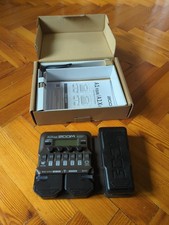 Zoom A1X FOUR Multieffekt Pedal Saiten & Blasinstrumente Expression Set Kabel