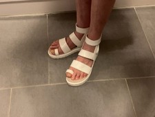 Sandalen, Knöchelriemen, creme, Gr. 37, Kunstleder, Lack, mit Struktur