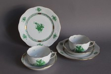 2 Herend Apponyi Grün Kaffee