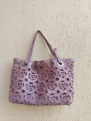 Perforierte schultertasche - perforierte,