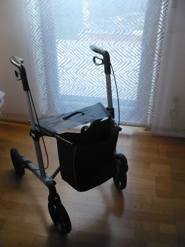 Rollator faltbar leicht vital - faltbar,