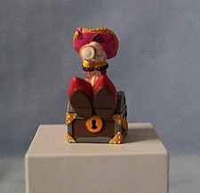 Diddl als Pirat mit Fernrohr