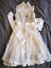 Dirndl 34 Astrid Söll in weiß/silber