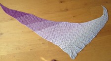 Schal, Halstuch, Dreiecktuch gestrickt, Handarbeit, violett - grau