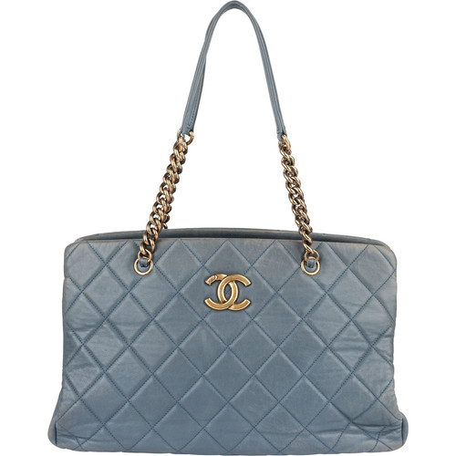 Chanel quilted lambskin - chanel,