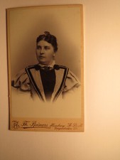 Frau - Portrait / CDV Theod