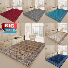 Große Traditionelle Teppiche