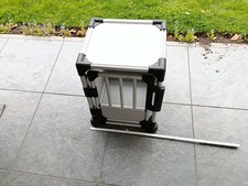 Hundetransportbox Trixie S aus