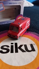 siku 2011 Binz Rettungswagen Mercedes 809 Rot Druck Feuerwehr mit OVP