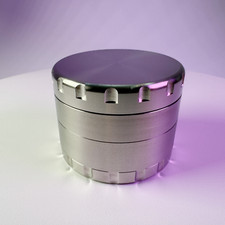 Hochwertiger Edelstahl Grinder | Premium Crusher | Ø 63 mm | inkl. Schutztasche