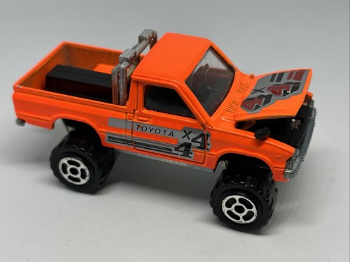 Majorette 4x4 toyota pick up - majorette, 4x4,