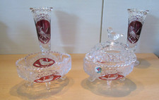 Hofbauer Bleikristall 2 Blumenvasen 1 Fußschale, 1 Fußschale + Deckel rot. Vogel