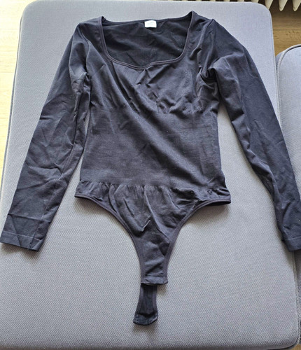 String bodysuit langarm - string-bodysuit,