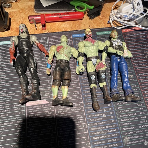 Mattel wwe triple und dean - mattel,