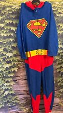 Superman Onesie – Größe L – Bequemer Einteiler für Fans