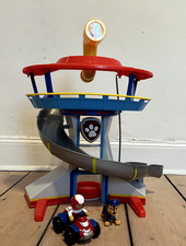 Paw Patrol - Zentrale / Hauptquartier mit Aussichtsturm / Chase & Ryder