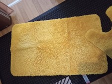 Badezimmermatte Rutschfest Gelb gebraucht Flauschig  100cm x 60cm