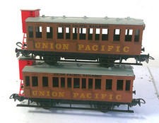 2 Personenwagen Piko Union