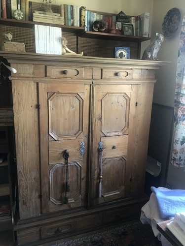 Möbel,Schrank,bäuerlich