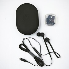 Beats by Dr . Dre UrBeats3