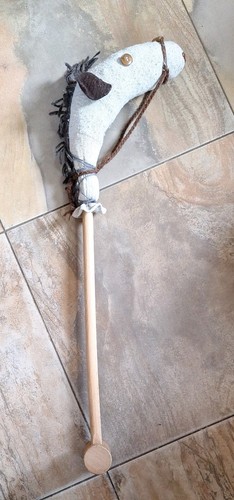 Hobby horse steckenpferd - horse,