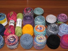 Wollpaket bunte Marken Sockenwoll-Reste 4-fach ca. 500g unverstrickt