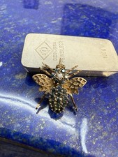 Traumhafte Brosche / Anhänger 925er Silber Vergoldete Biene Mit Steinen