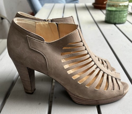 Paul green plateau - peep, toe