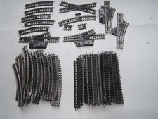 ++ G37 H0 TRIX EXPRESS Über 60 Teile Gleise Gerade Gebogen Weichen Pappschwellen