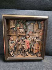 Anri Holzfigur Holzbild Wandbild 3D Relief Spitzweg Holzrelief Bild 29,5×28,5 cm