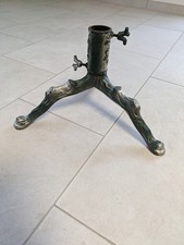 alter massier Christbaumständer Gusseisen Wurzeloptik