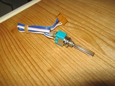 Ausbauschalter für Graupner MC Anlagen 2 Stecker ein-aus - ein 