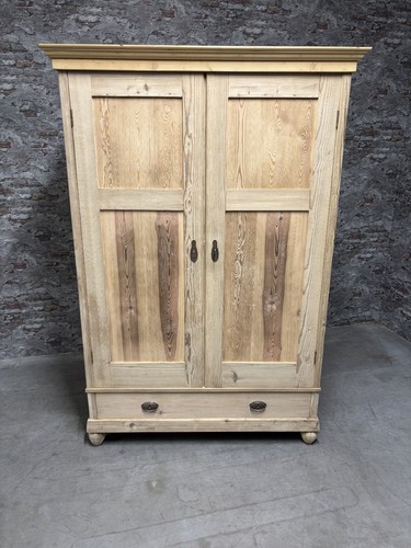 Antiker kleiderschrank aus - kleiderschrank,