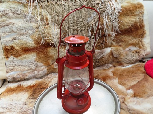 Rote petroleumlampe rot - rote, petroleumlampe,