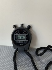 digitale Stoppuhr mit Timer